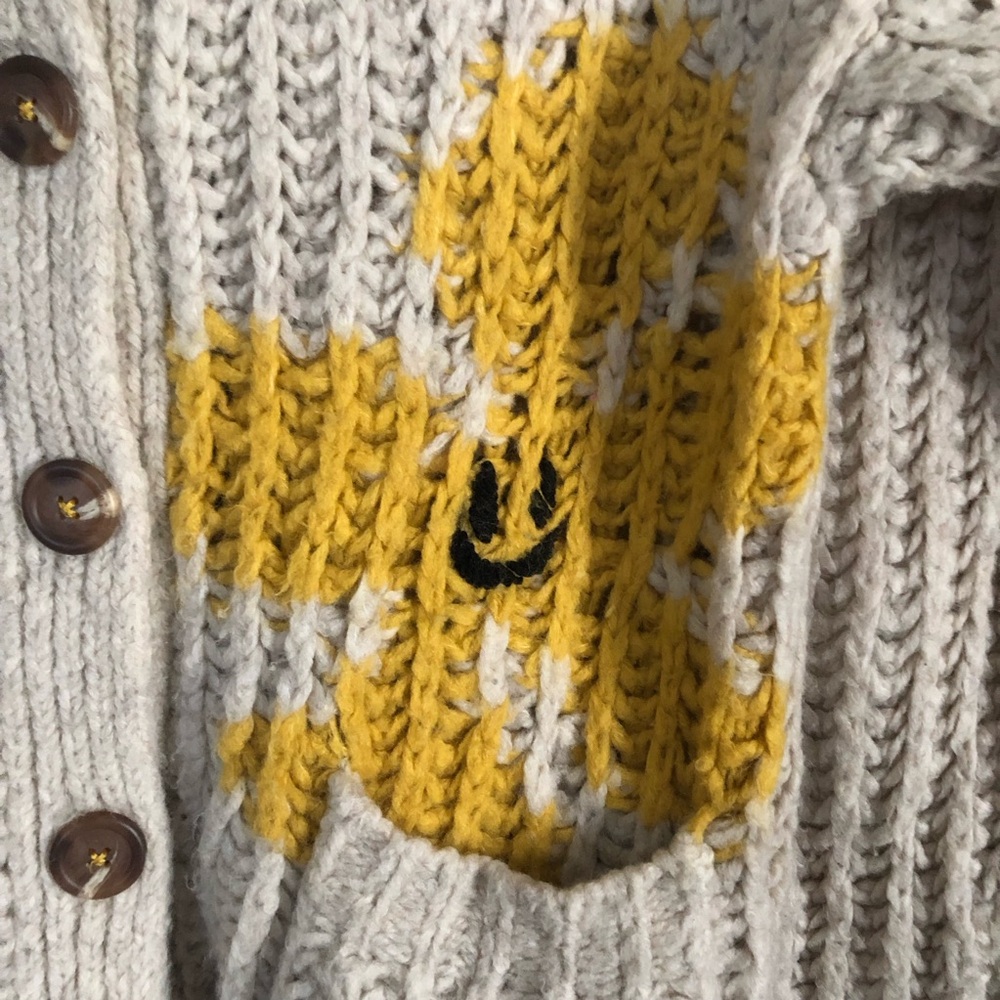 Pilcro Anthro Smile Daisy Flower Wide Knit Oatmeal Cardigan - Picture 4 of 8